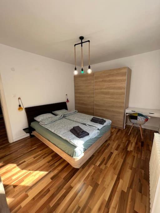 Family Friendly Downtown Apart Sofia Exterior foto